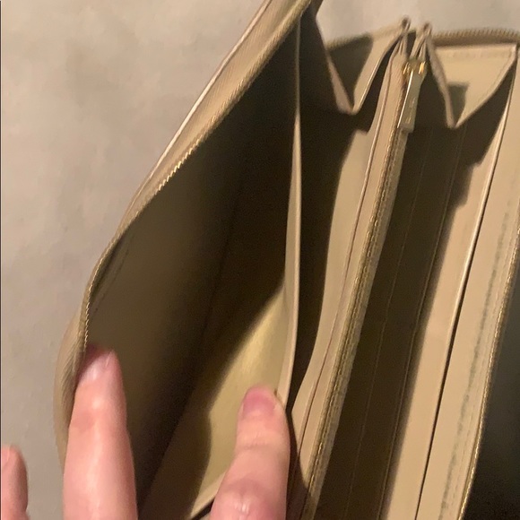 Authentic Celine Wallet sand and blue - Picture 6 of 8